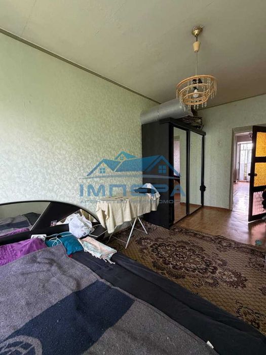 Продам 2-кімнатну квартиру в центральній частині міста.