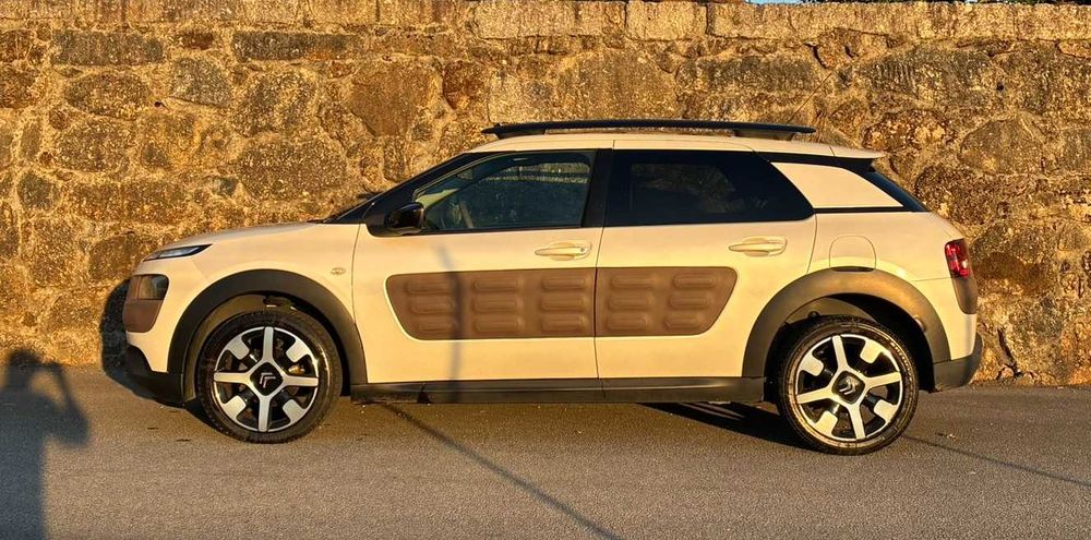 Citroën C4 Cactus 1.6 HDi Shine Auto