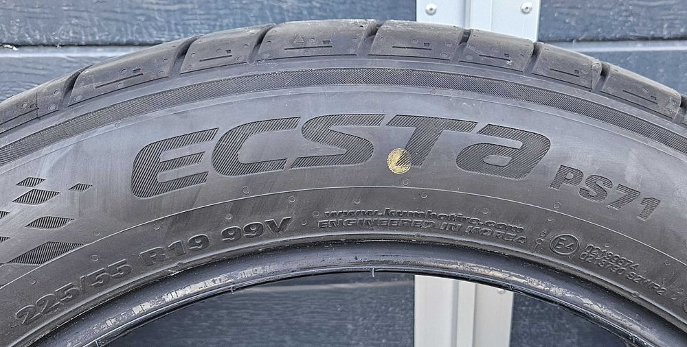 Komplet opon Kumho Ecsta PS71, rozmiar 225/55 R19