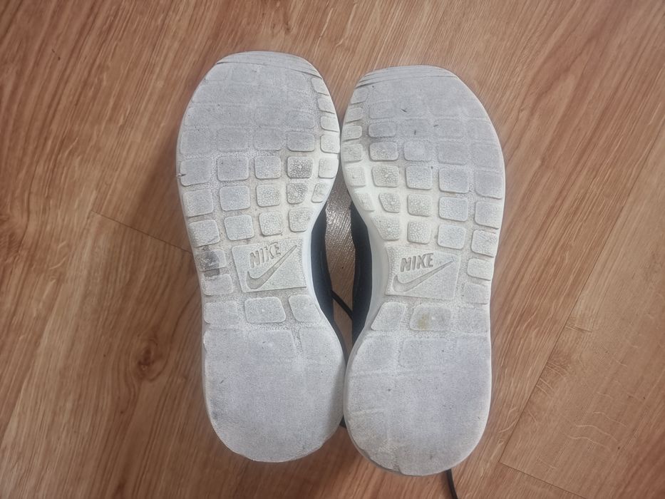 Buty NIKE ROSHE ONE, rozmiar 41