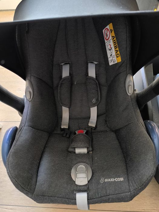 Fotelik samochodowy Maxi-Cosi + baza İSOFiX