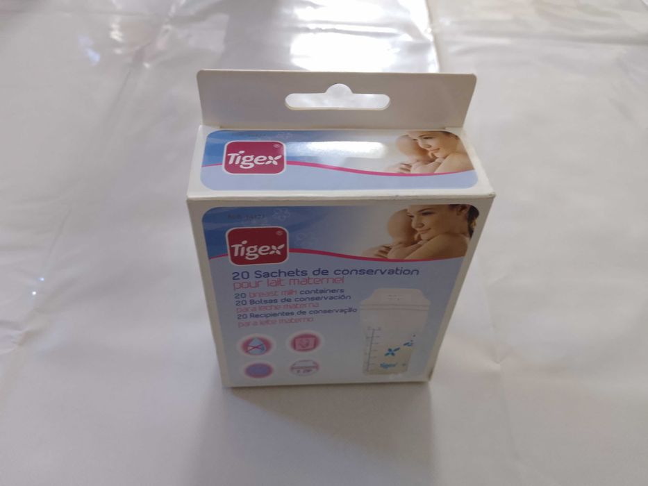 Caixa intacta com 20 Sacos de conservação para leite materno