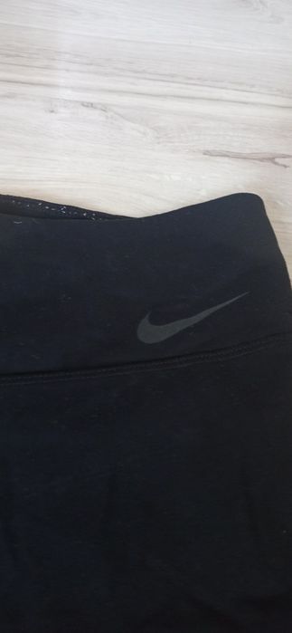 Legginsy rybaczki Nike M