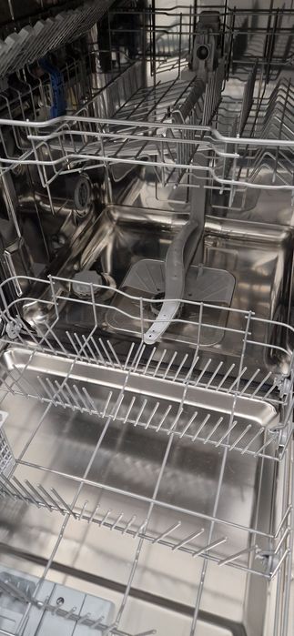 Máquina de lavar loiça, Indesit, como nova