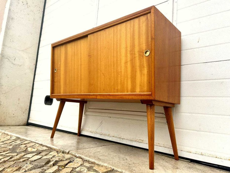 Aparador olaio vintage +99,5comp x 37prof x 80alt.