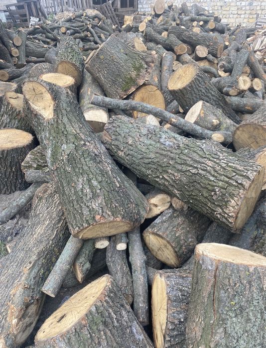 Дрова акация дуб ольха береза колотые метровые твердых пород твердые