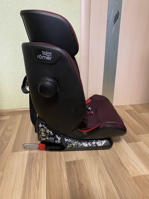 Автокресло Britax-Romer Advansafix IV R 9-36 кг с 9 мес.до 12 лет
