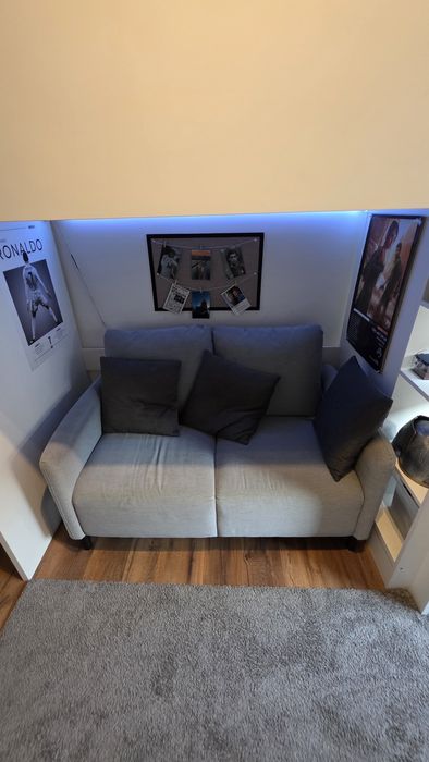 Sofá 2 lugares Ikea ANGERSBY Cinza claro