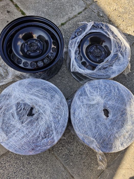 Felgi stalowe 14” Fiat Punto – komplet 4 szt. – malowane proszkowo – czarne