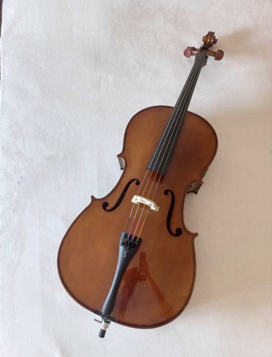 Violoncelo Stentor Student I 4/4 (Completo com Arco e Saco)