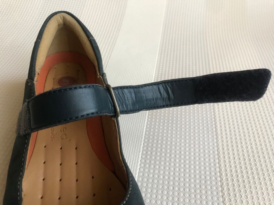 Туфлі Clarks unstructured шкіряні 37,5 р.