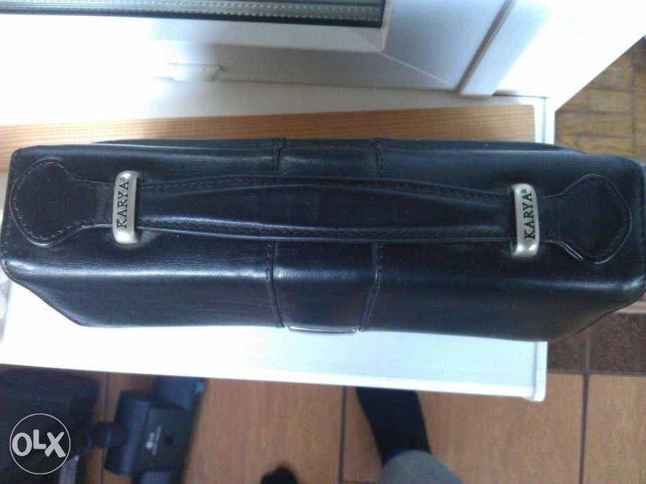 KARYA.Барсетка очень мягкая