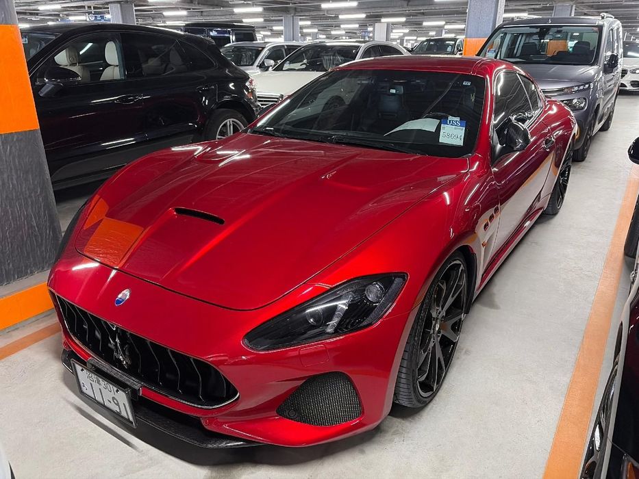 Maserati GranTurismo Maserati MC Stradale Granturismo Lift 2019 13.800 km 5A