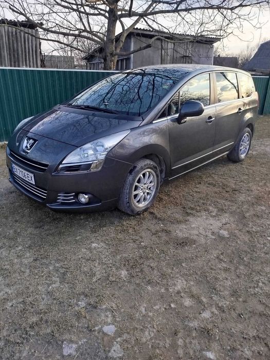 Продам Peugeot 5008