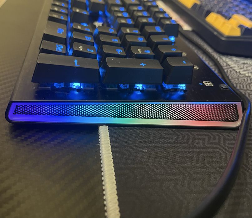 Redragon K569 RGB