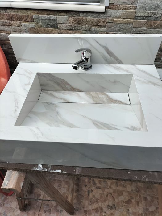 Lavatório esculpido 60x50