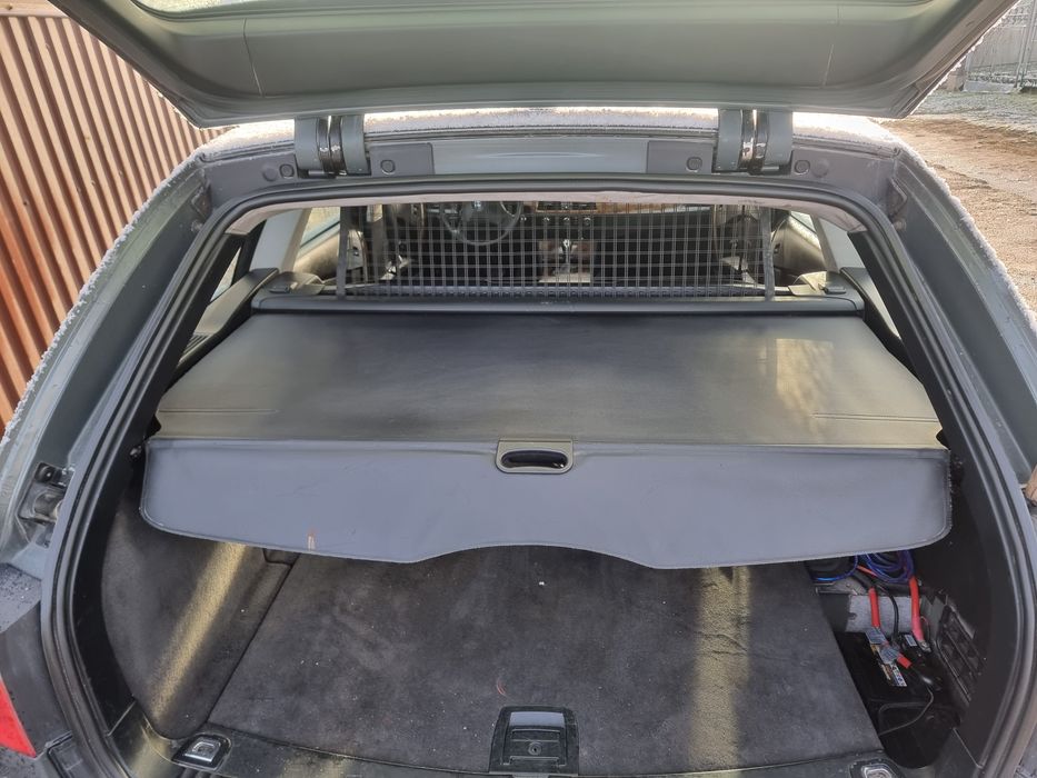 Шторка багажника БМВ Е61 Ролет полка ролета BMW E61 Розборка Шрот