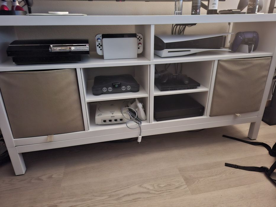 Movel TV Ikea com suporte