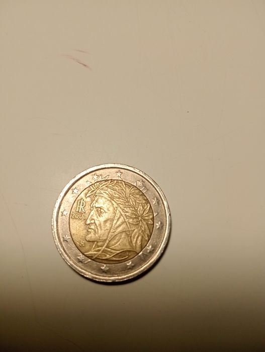 Moedas 2€ e 1€ raras