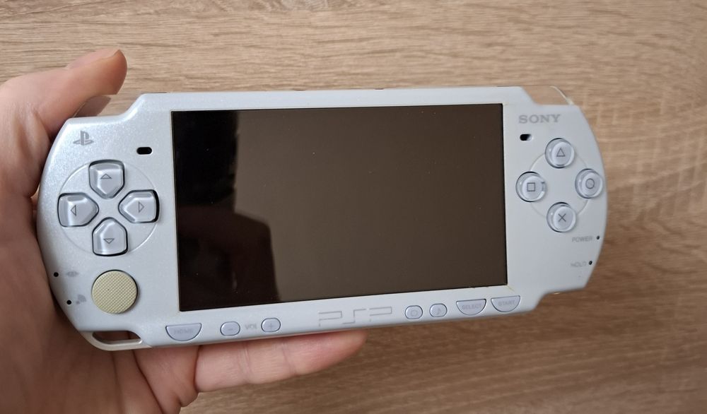 Приставка 2008 року