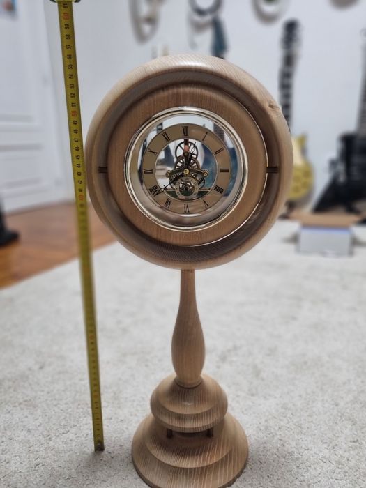 Relógio em madeira trabalhada. REDUÇÃO DE PREÇO!!!