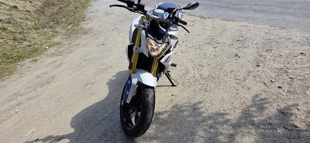 BMW G310R mota 14320 kms