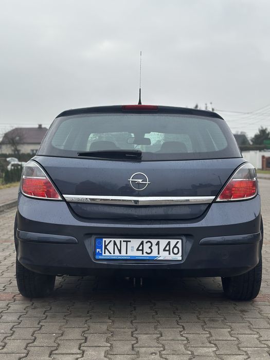 Opel Astra H 1.4/90km  •2Komplety Opon• HAK |Klima| *Zdrowa* ZADBANA