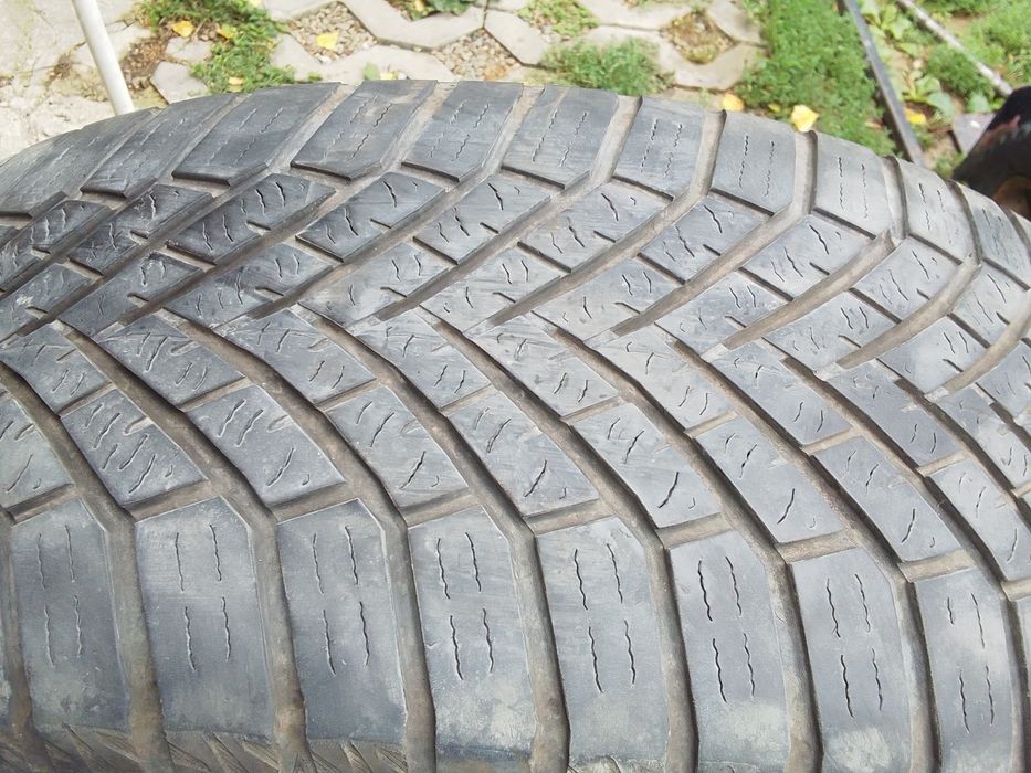 2 Opony zimowe 215/60r17 YOKOHAMA 2022r