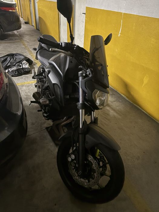Vendo mota Yamanha MT 07