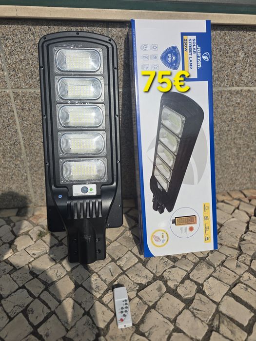 Holofote solar led 250 watts + Sensor de movimento + Comando novo