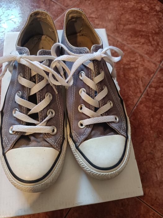 Sapatilhas como novas