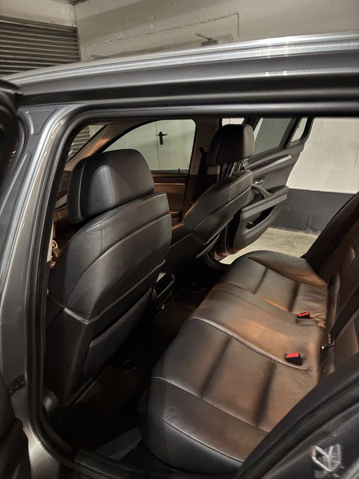 BMW Seria 5 F11 525d xDrive 218 KM Automat / 4x4