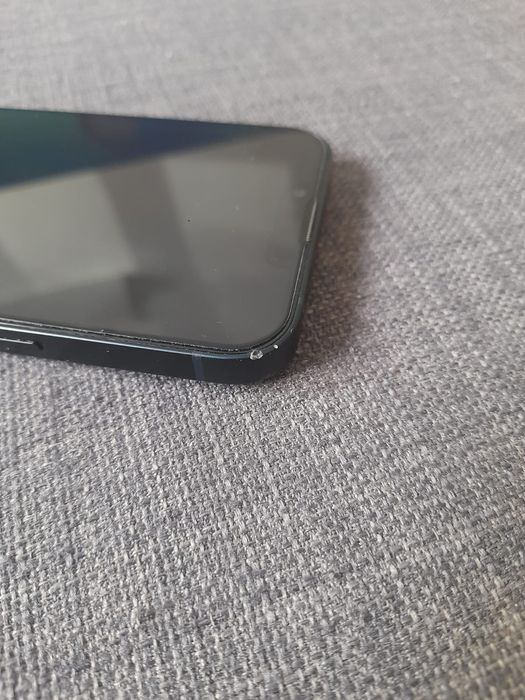 iPhone 13 128GB Midnight.