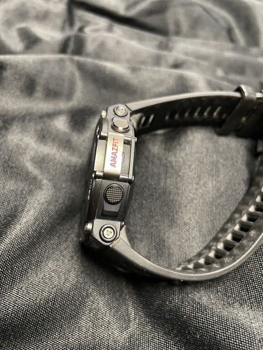 T-REX 2 Amazfit смарт часи