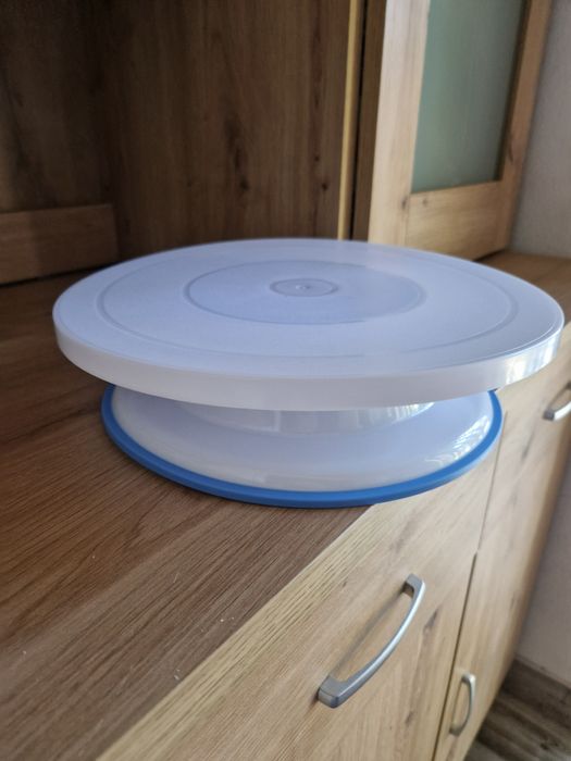 Suporte para bolo giratório de 360° graus. Novo