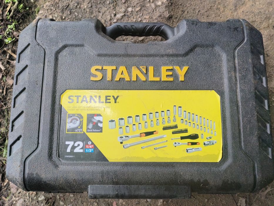 Zestaw kluczy nasadowych  STANLEY