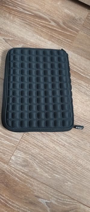 Sprzedam etui do tableta