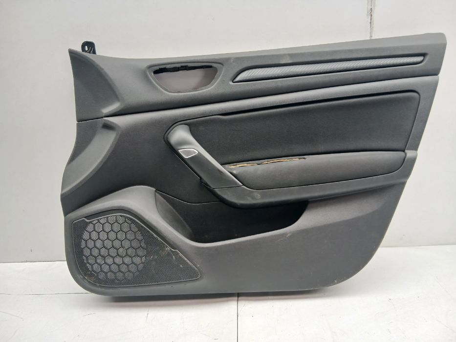 Forra porta / quartela frente direita RENAULT Megane IV Grandtour (K9A