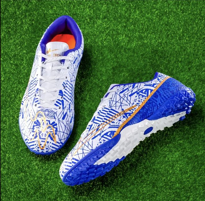 Нові  Сороконіжки,копочки,бутси, футбольне взуття,сороконожки