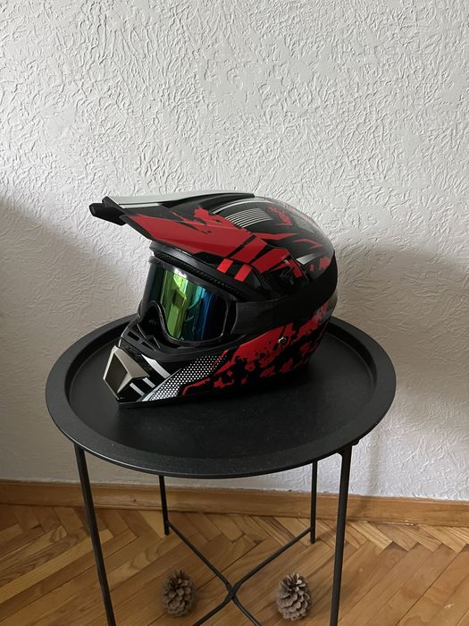 Мотошолом ендуро з окулярами + ПОДАРУНОК