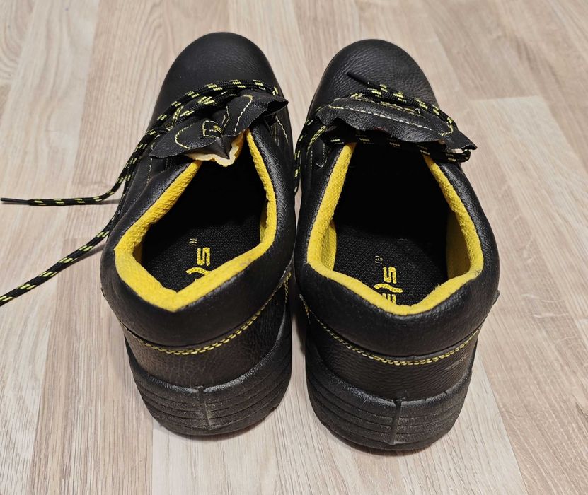 Buty robocze Reis
