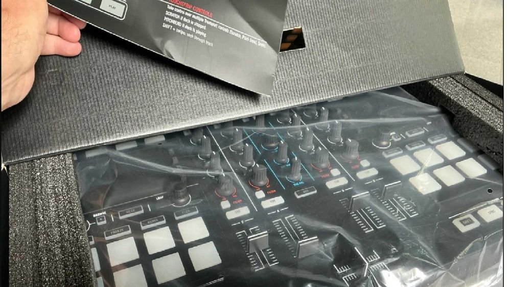 Traktor kontrol S5 Native instrument Nowy