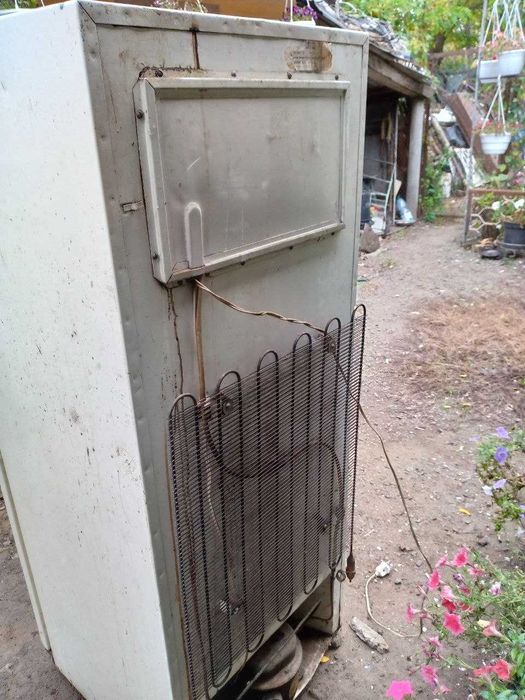 Продам Холодильник б/у