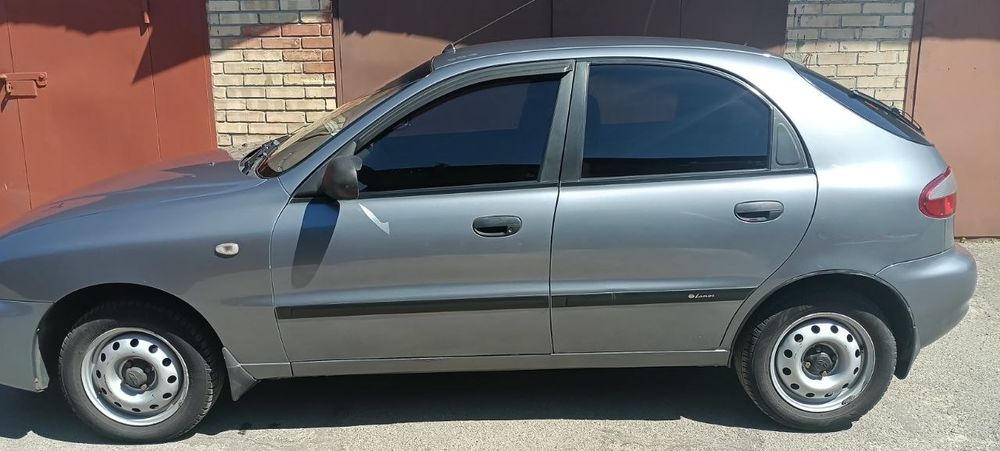 Автомобіль Dаewoo Lanos