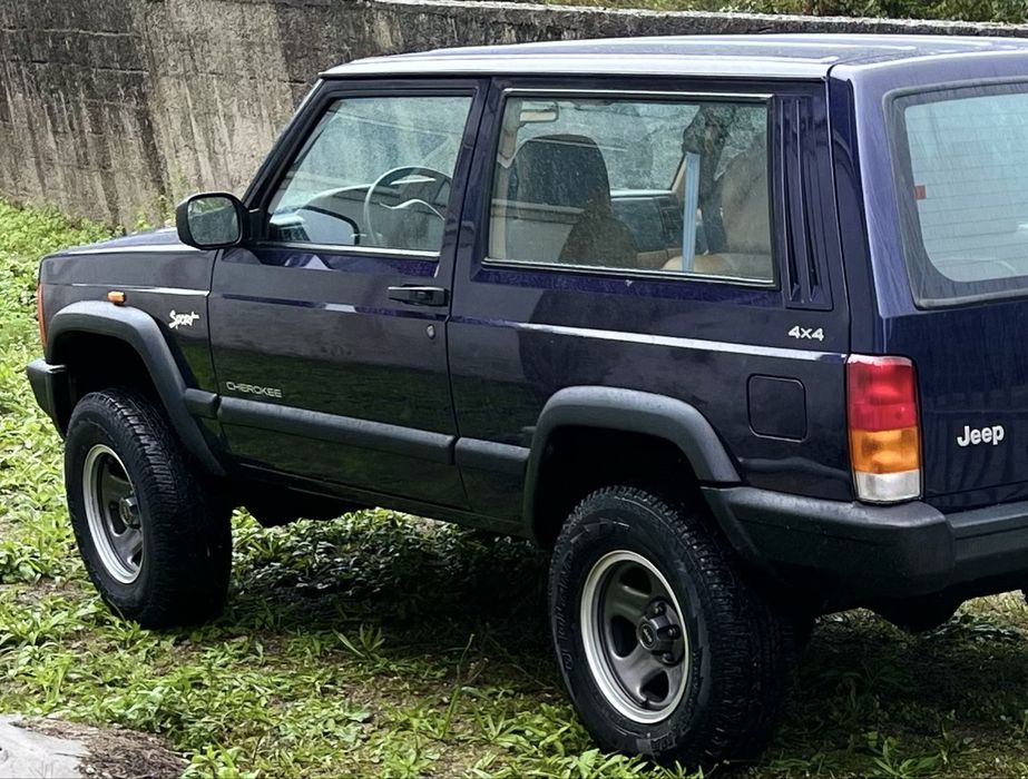 Pneus e Jantes Jeep Cherokee XJ-ZG 235/75 R15