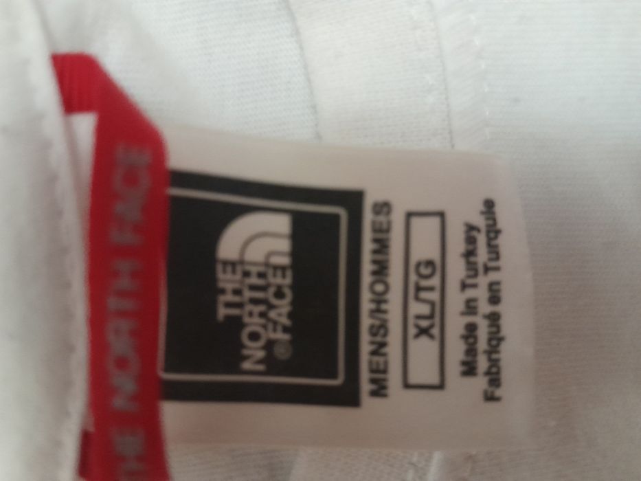 Футболка від норд фейс