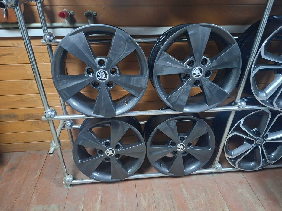 Оригінальні диски Шкода 5/112 R16 6,5J ET46 Shkoda Oktavia.