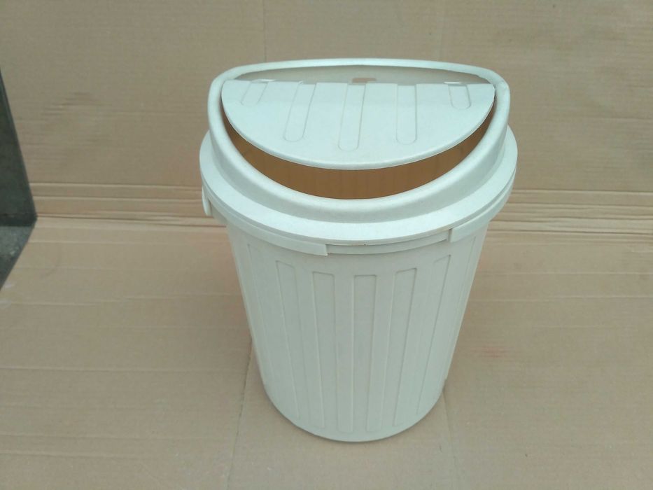 Корзина офисная для мусора. Корзина для сміття.