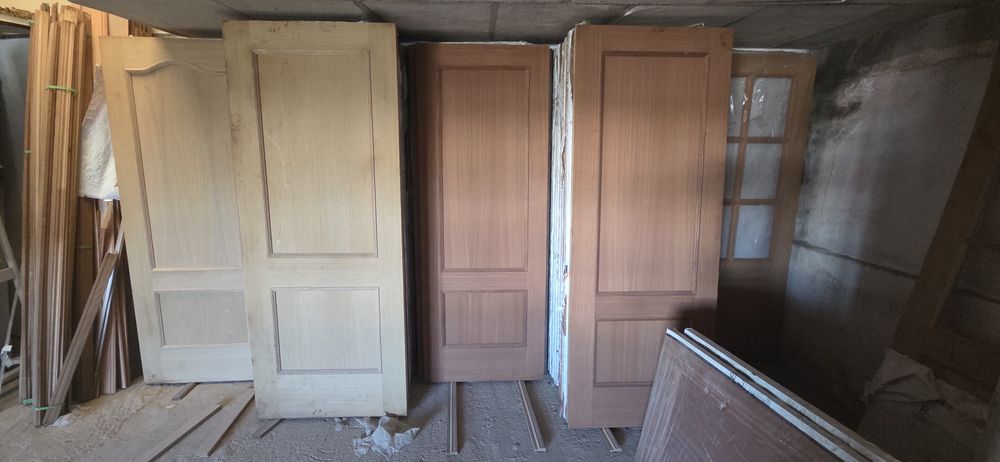 Portas madeira folheado com almofadas