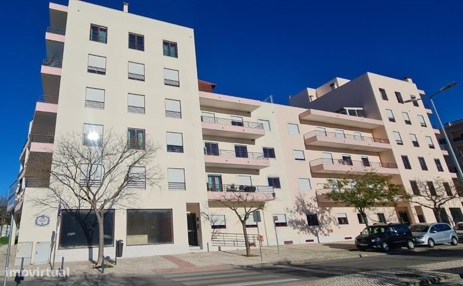 Apartamento T2 em Loulé